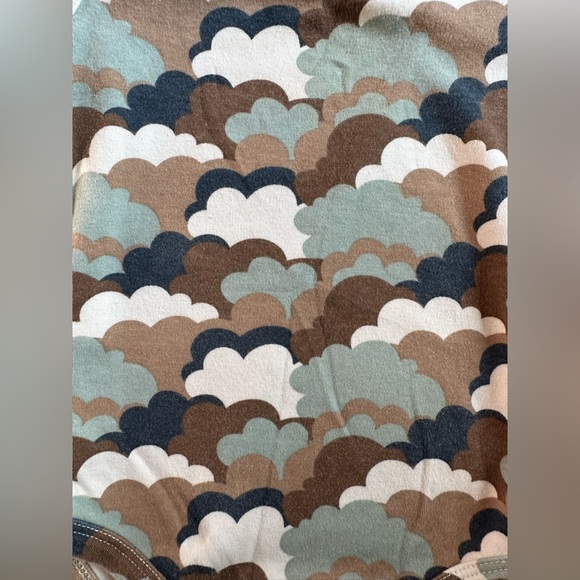 kate quinn 70s blue clouds short sleeve lap neck bodysuit (organic cotton) - Picture 3 of 4